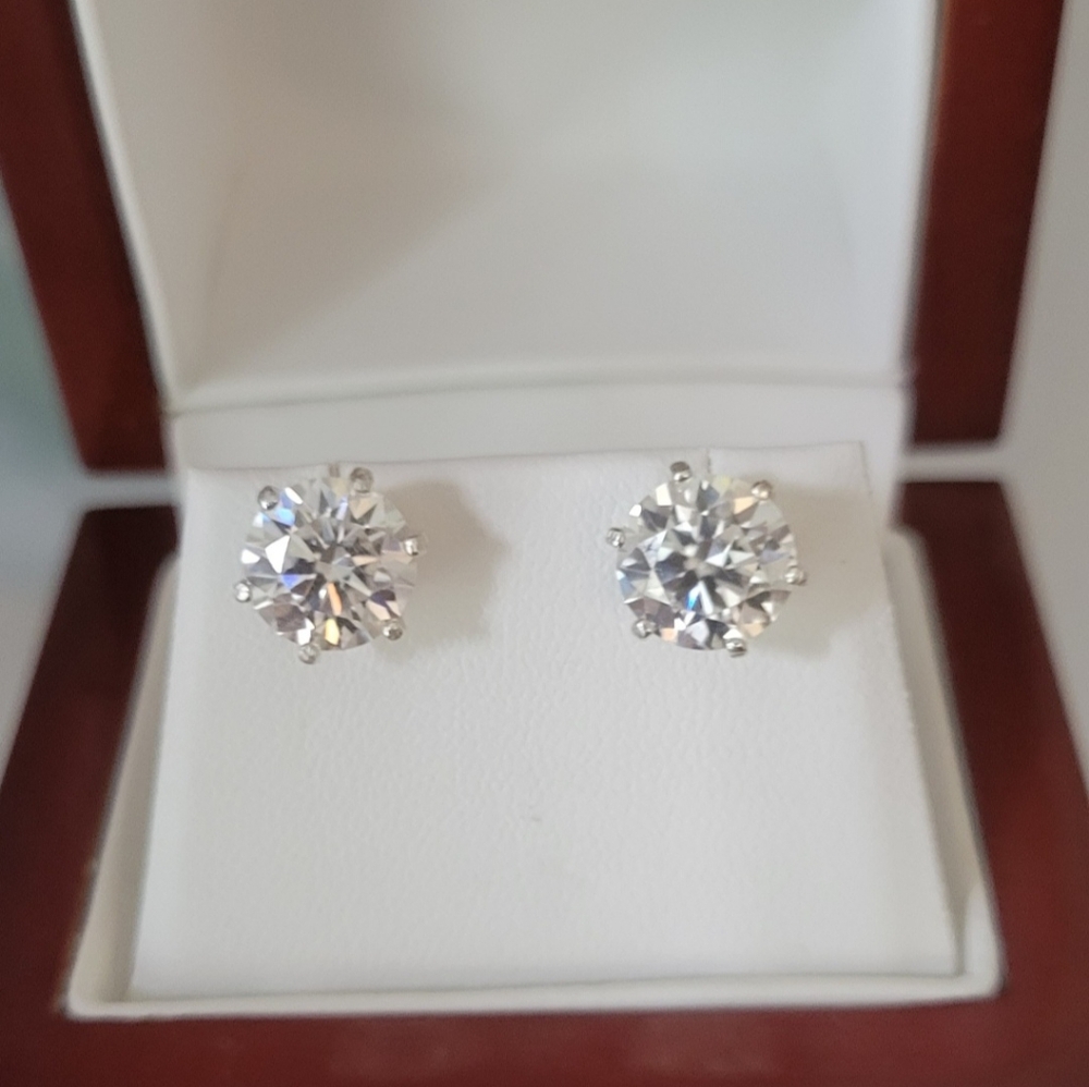 Timeless Silver and White Solitaire Earrings